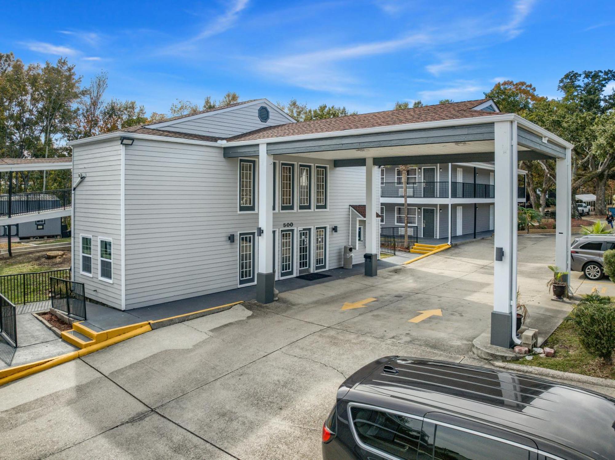 Quality Inn Ocean Springs Exterior photo